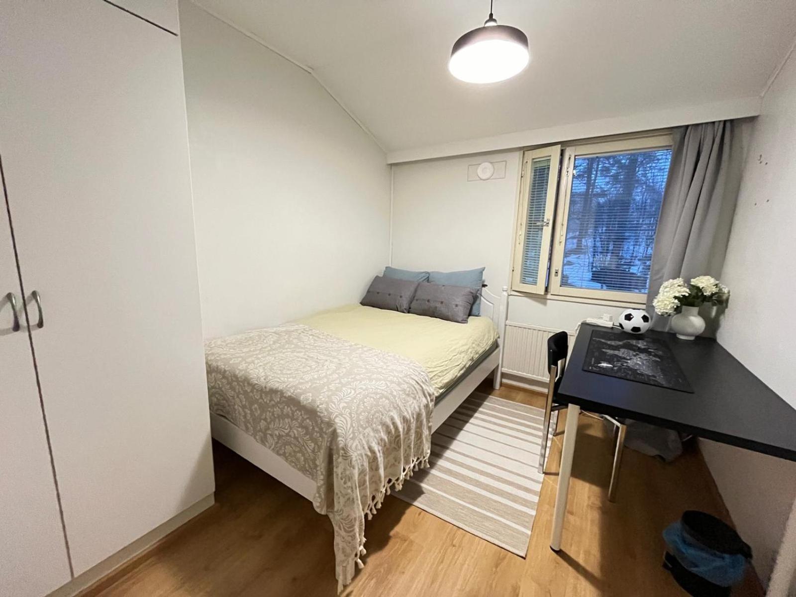 Private Rooms Near Metro, Free Parking,Direct Bus From Airport Helsínquia Exterior foto