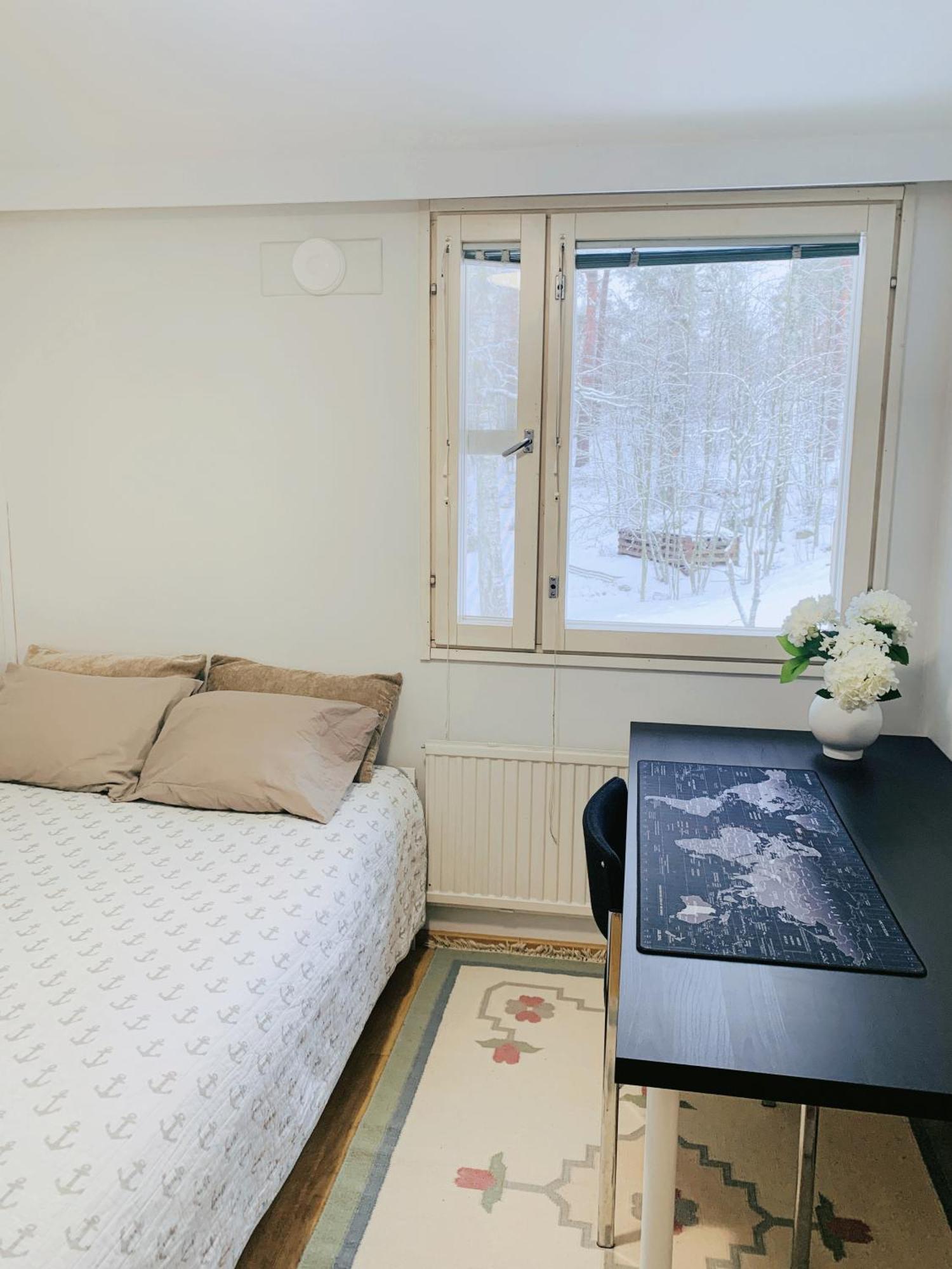 Private Rooms Near Metro, Free Parking,Direct Bus From Airport Helsínquia Exterior foto
